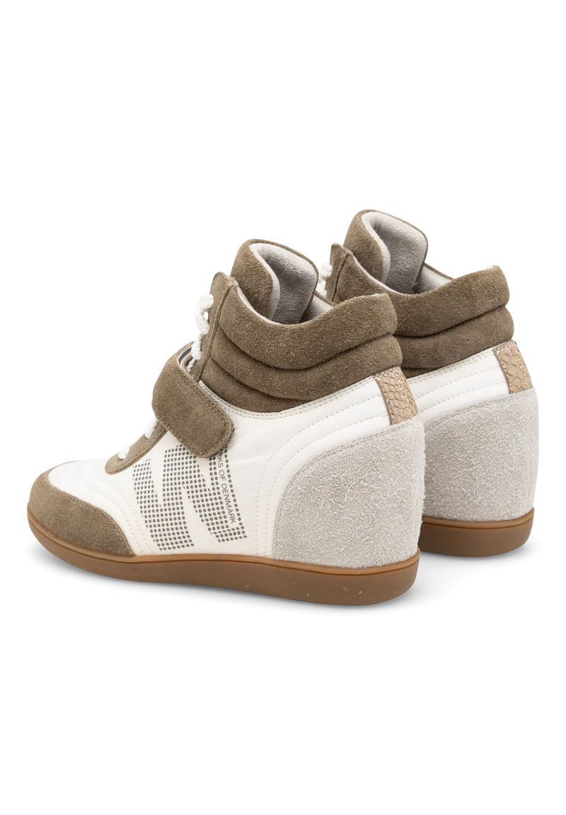 Annika - Blanc de Blanc Multi