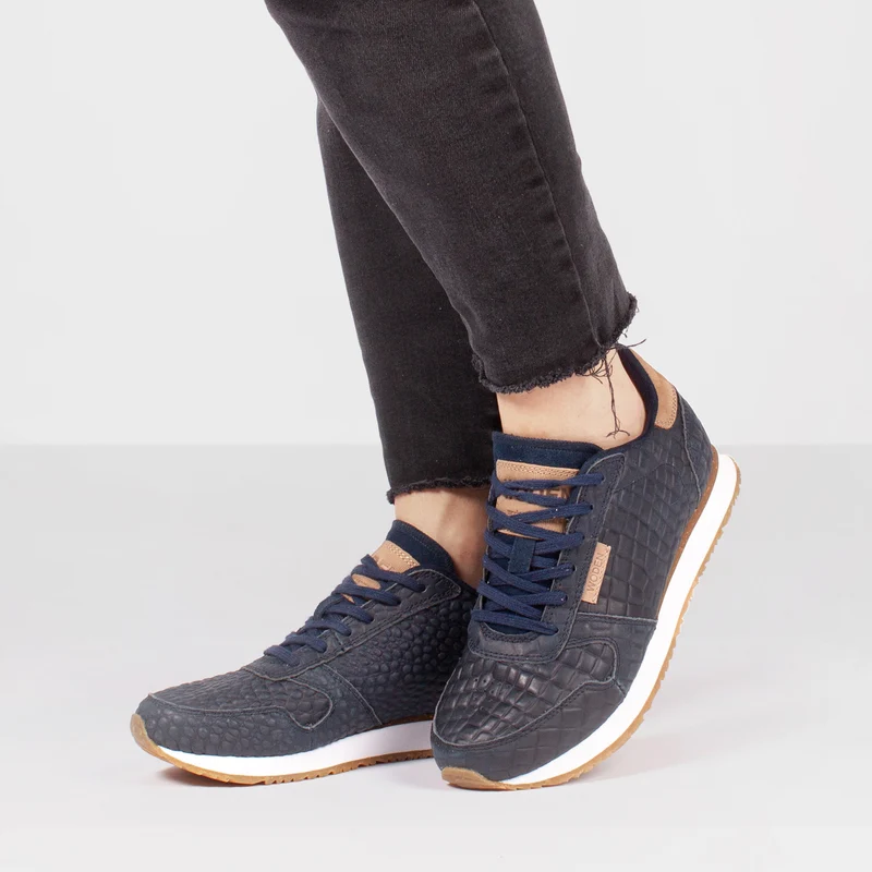 Ydun Stamped Leather - Navy