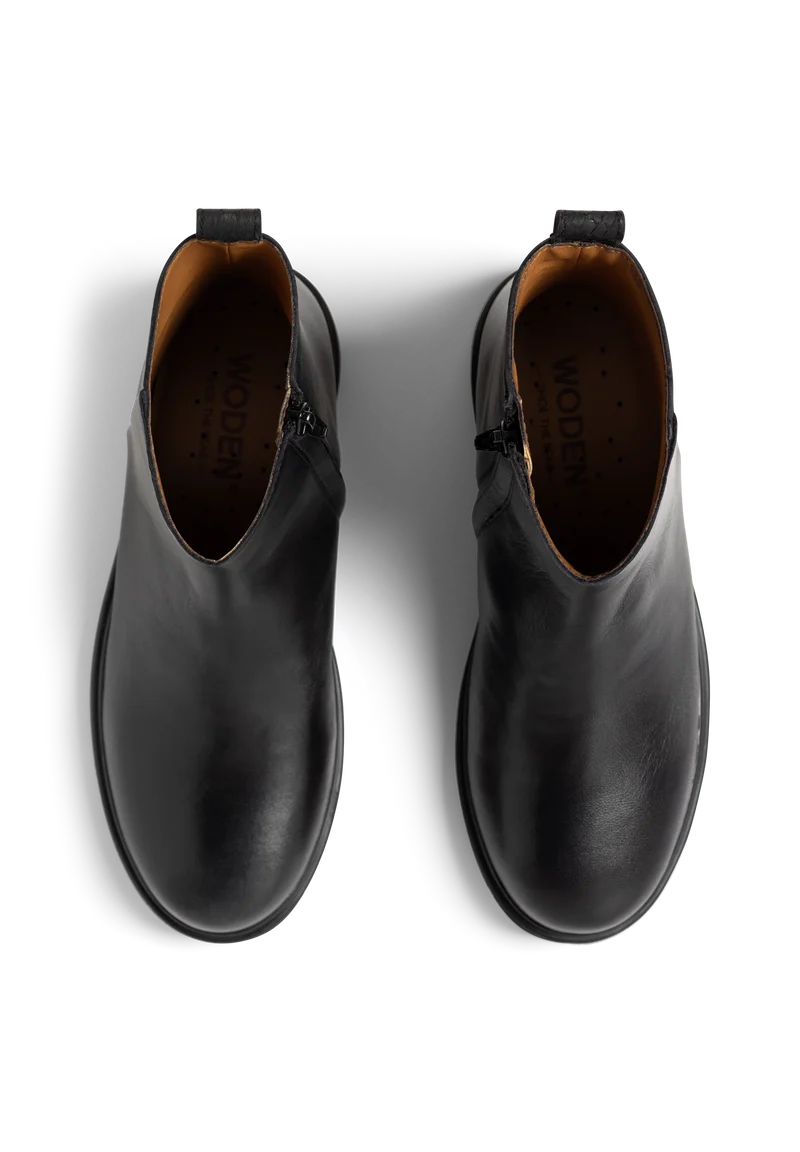 Kate - Black