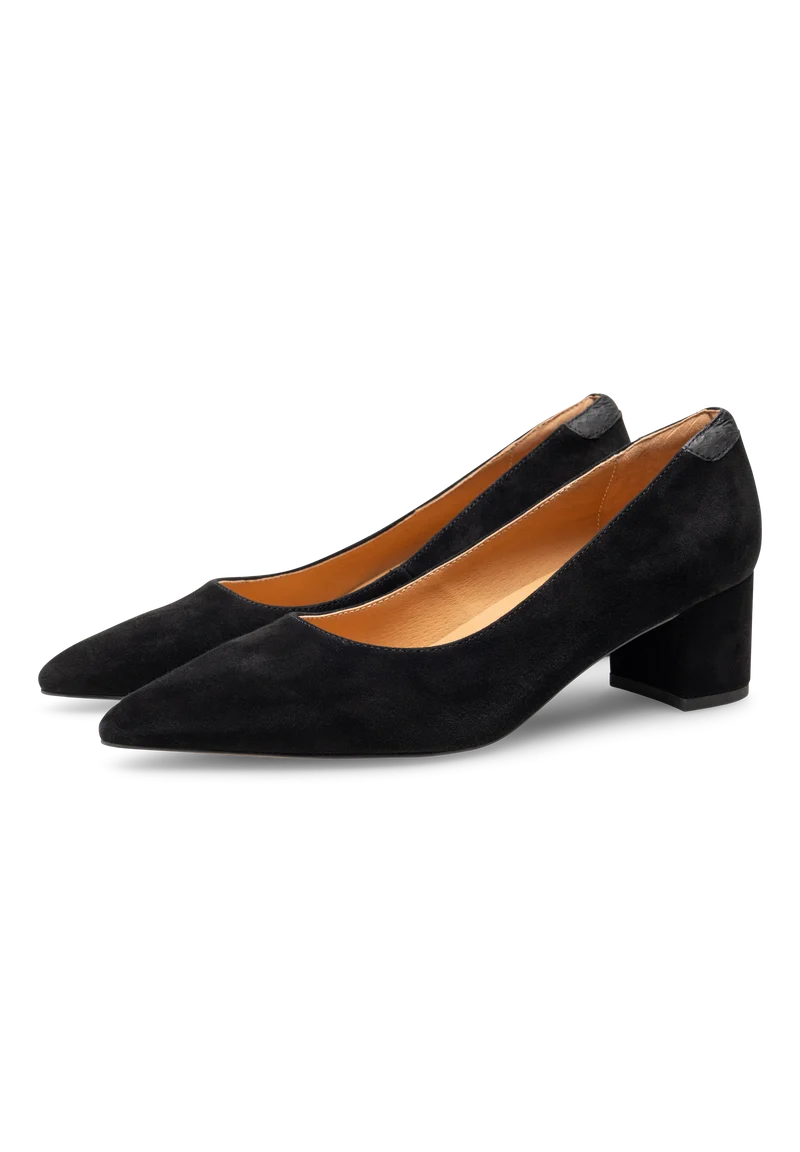 Lucy S - Black
