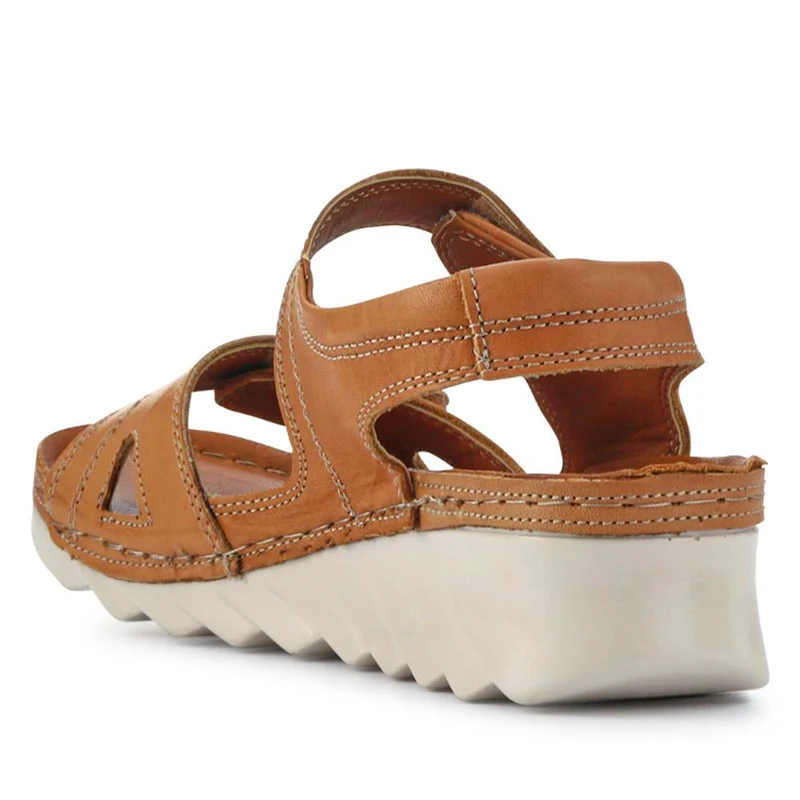 Leather Dual Touch-Fasten Sandals - HAK41012 / 327 452 - Camel