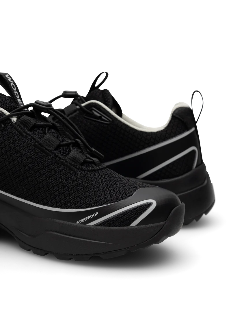 Selma Waterproof - Black