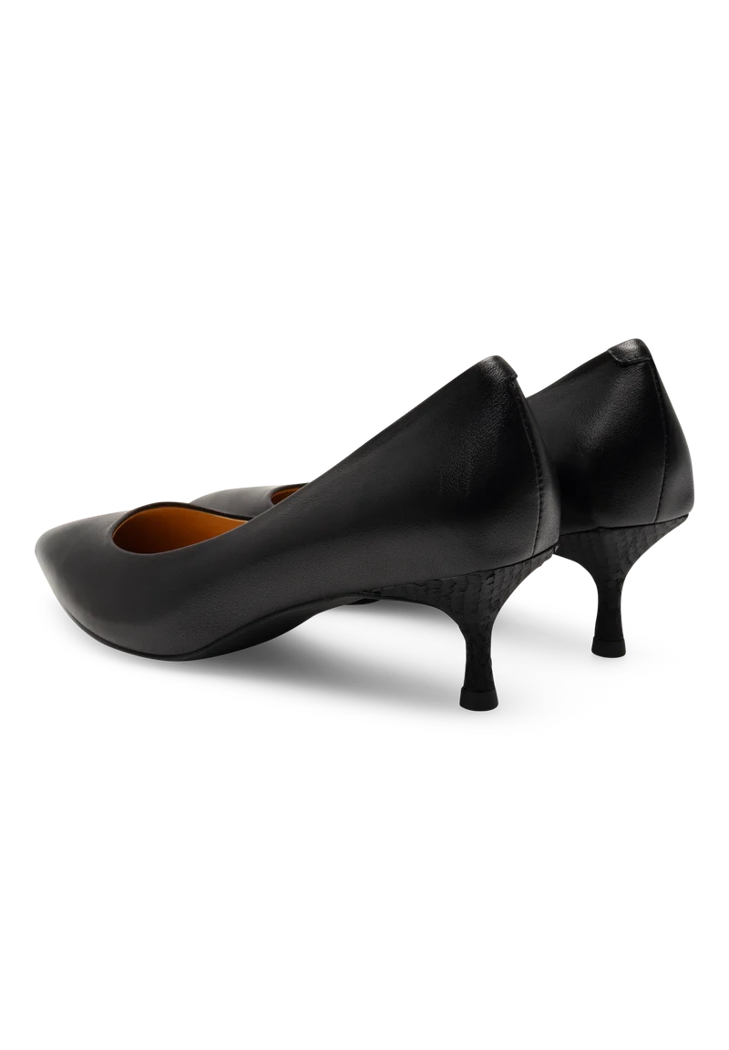 Laura Low - Black