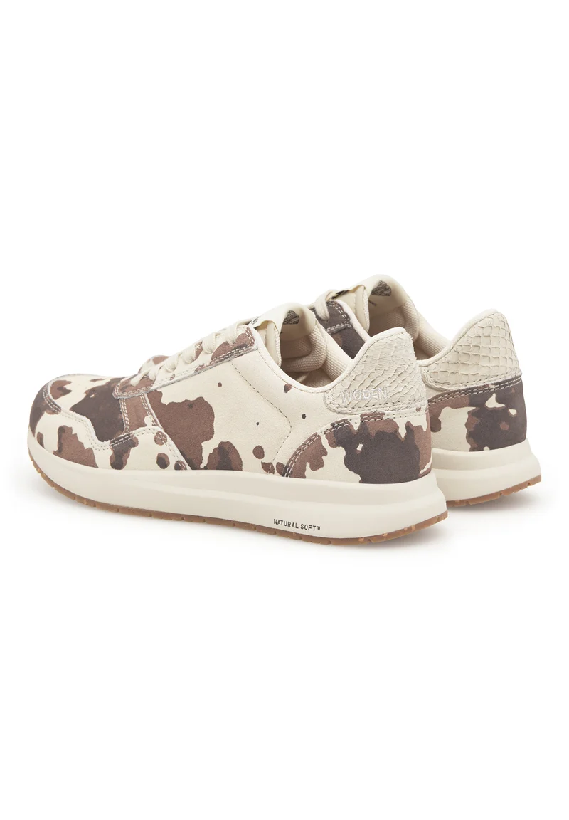Nicoline Suede - Cow