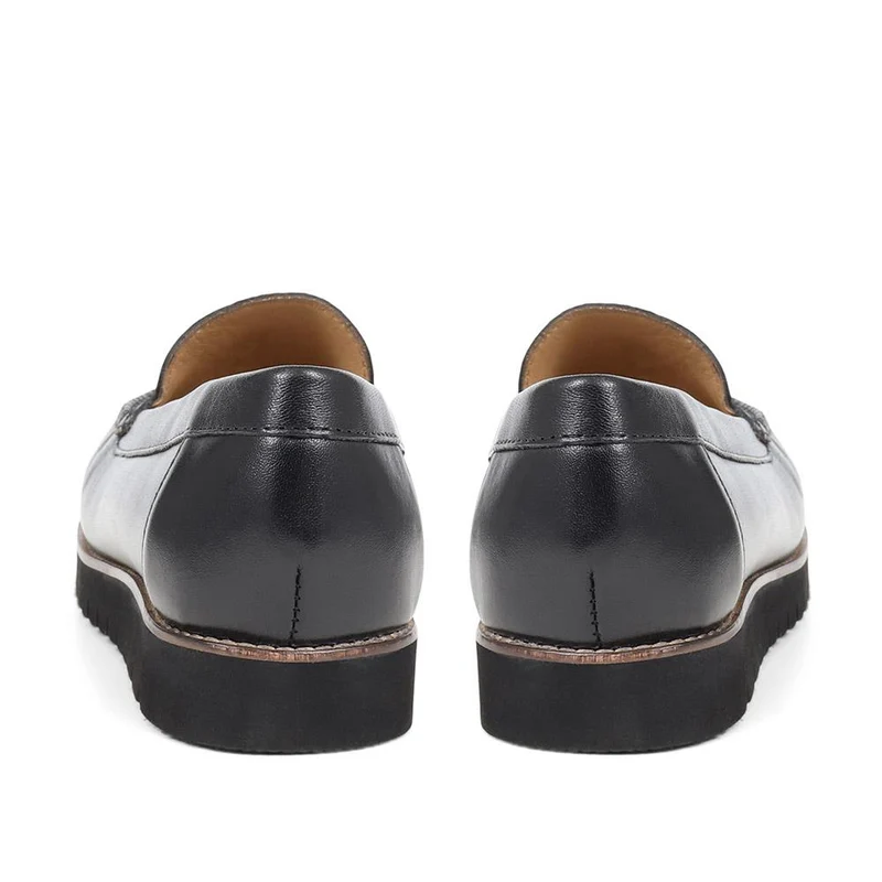 Casual Leather Loafers - NAP38009 / 324 409 - Black