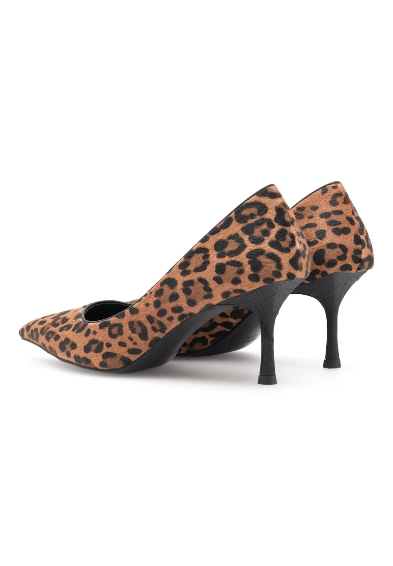 Laura Leo - Leopard