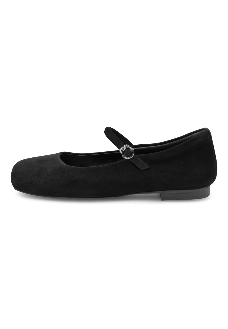 Cathy S - Black
