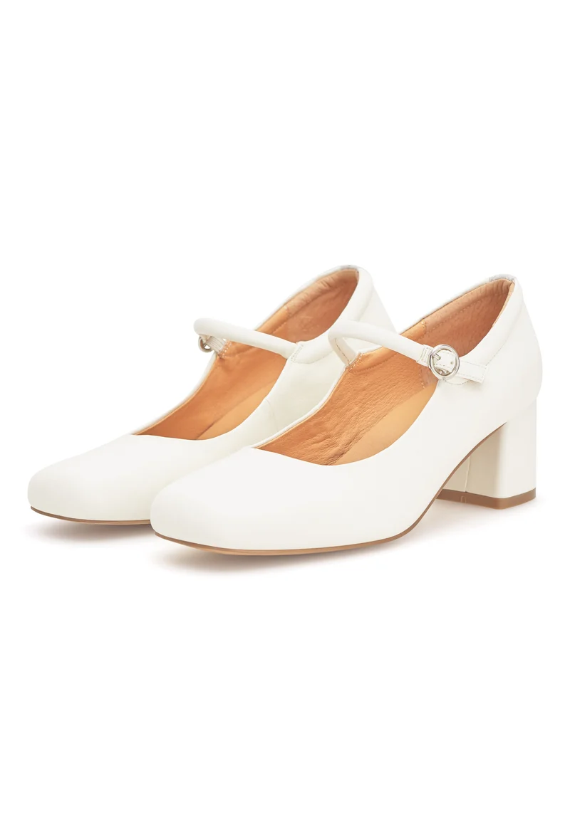 Cathy Mary Jane - Whisper White