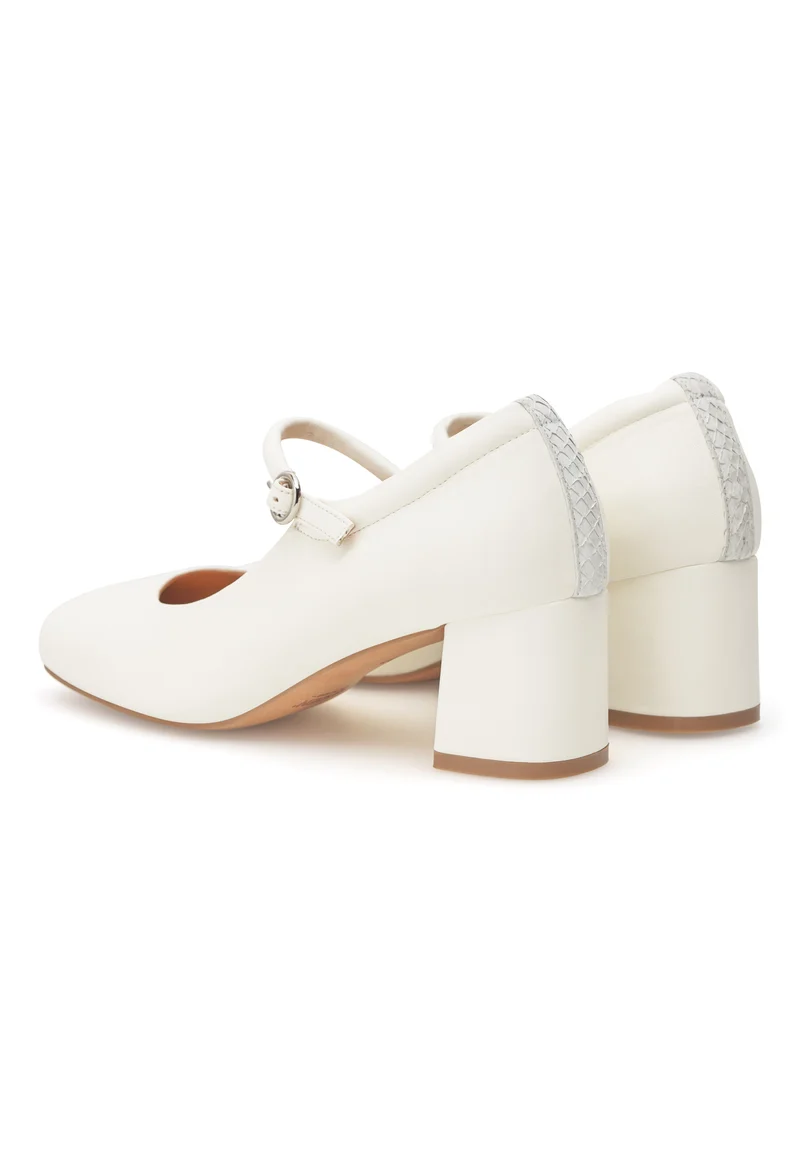 Cathy Mary Jane - Whisper White
