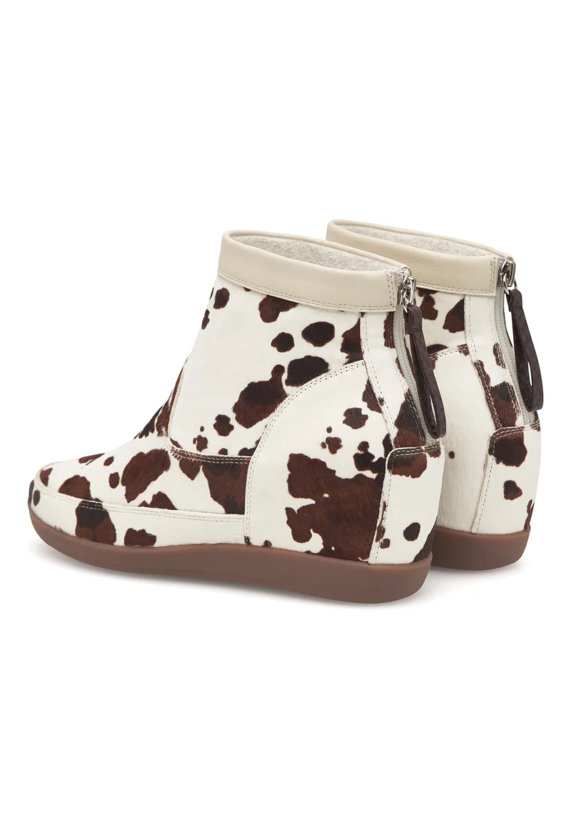 Emmy Animal - Cow