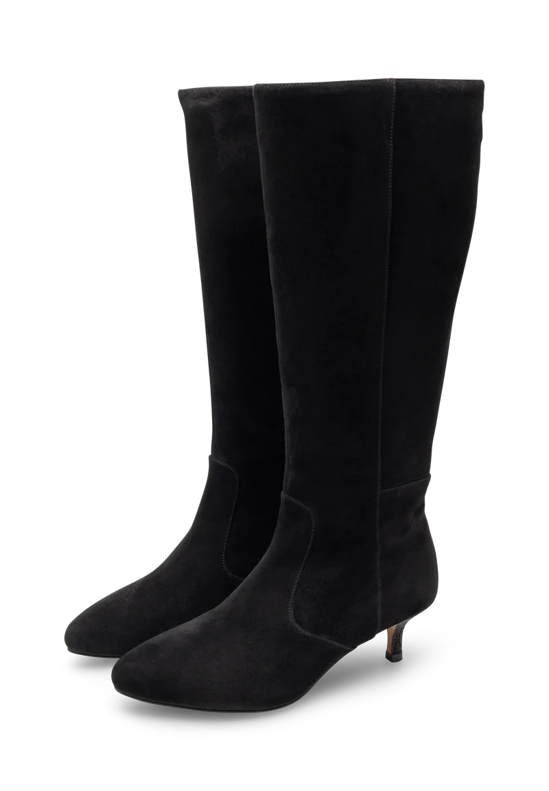 Saga High - Black