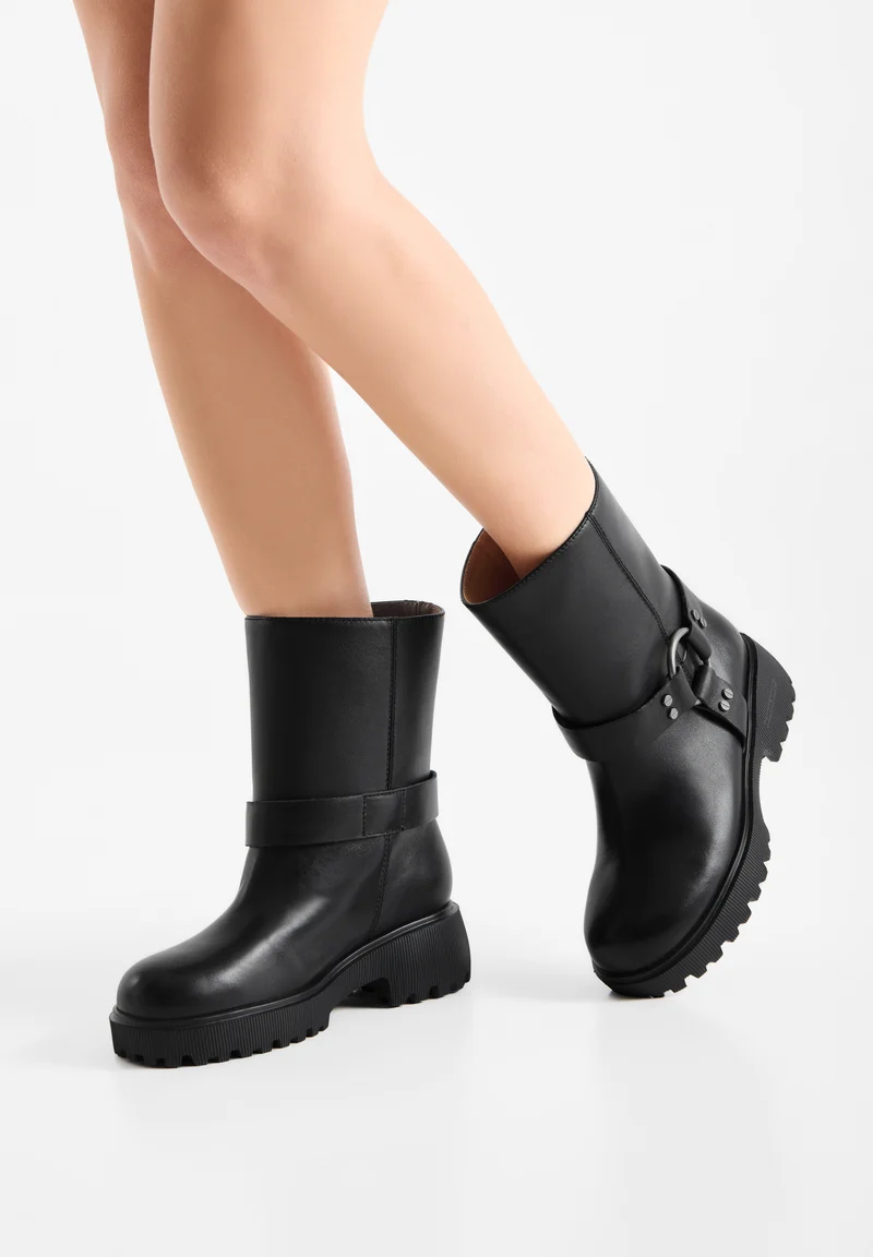 Posey Biker - Black