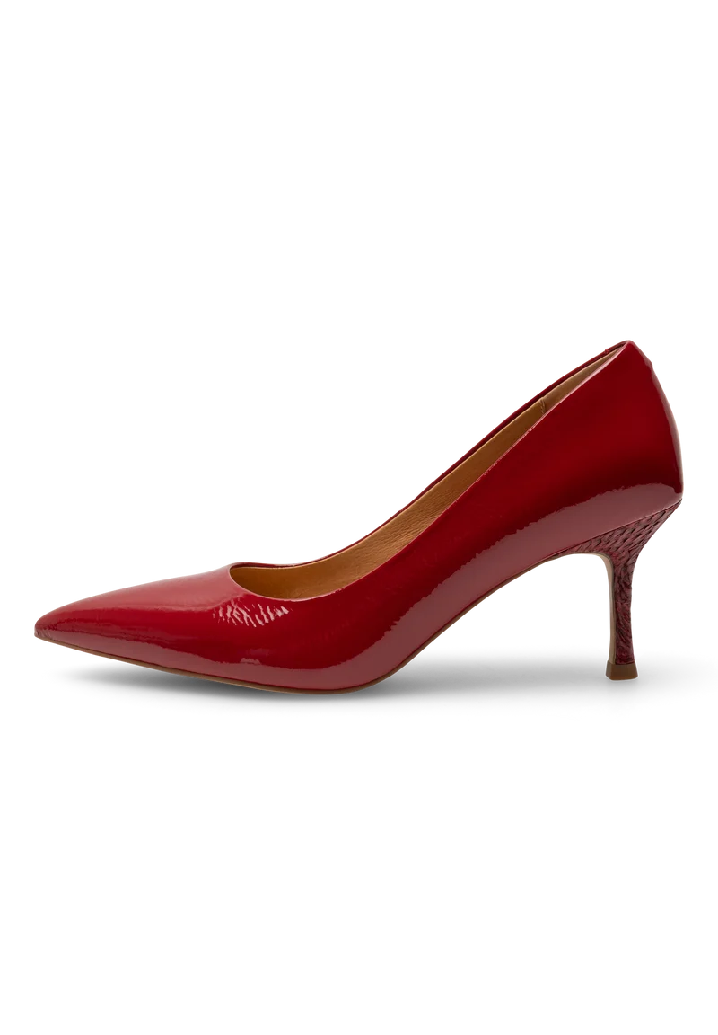 Laura Patent - Cranberry