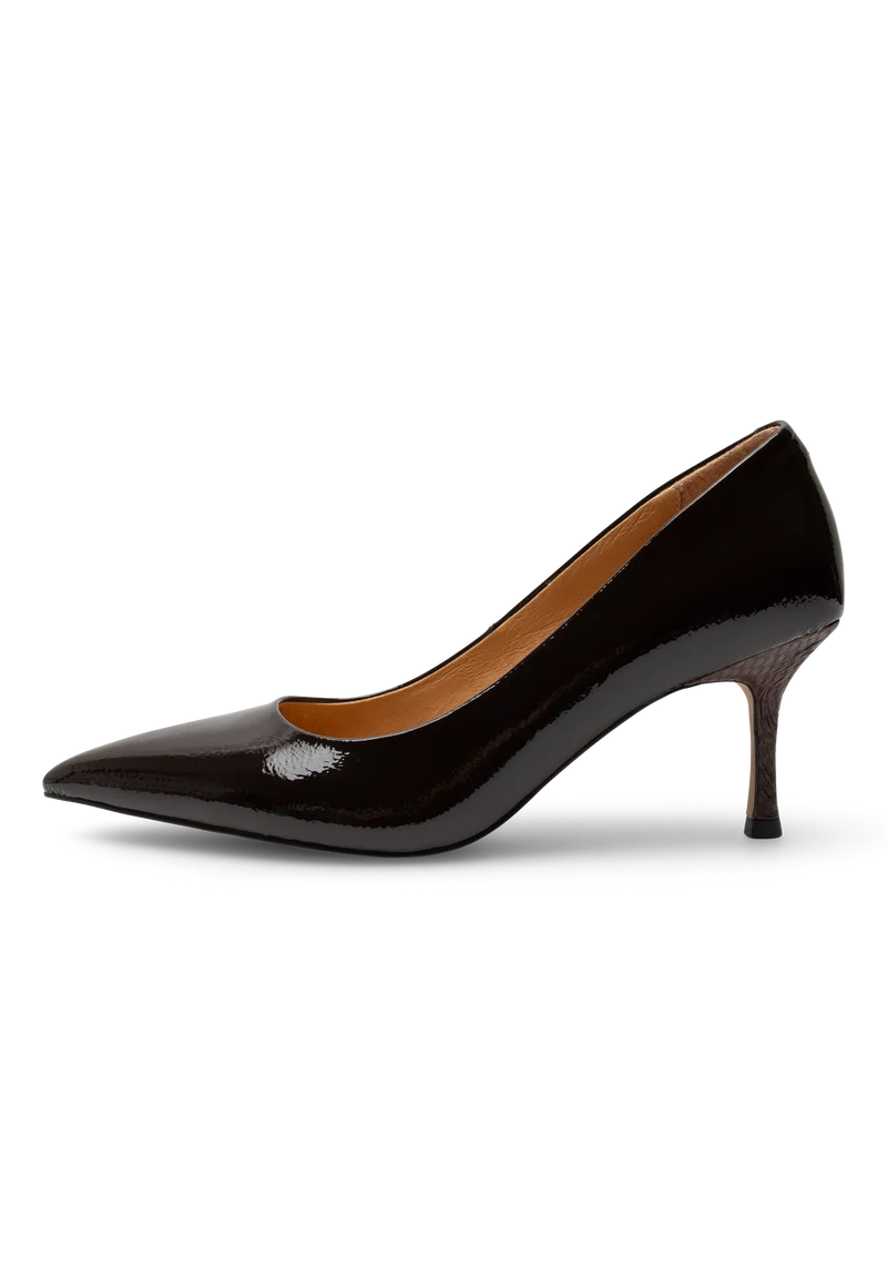 Laura Patent - Chocolate
