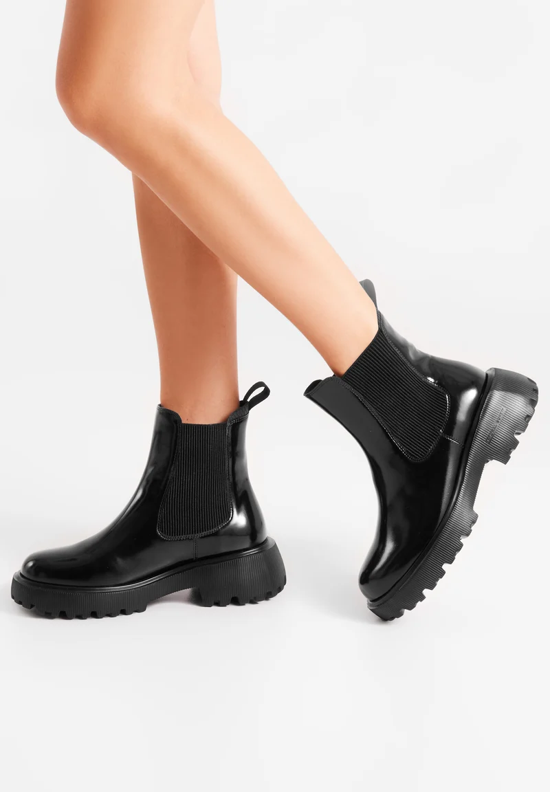Aya Patent - Black