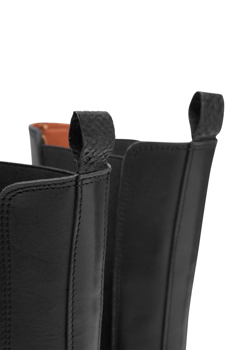 Sanna Tall - Black