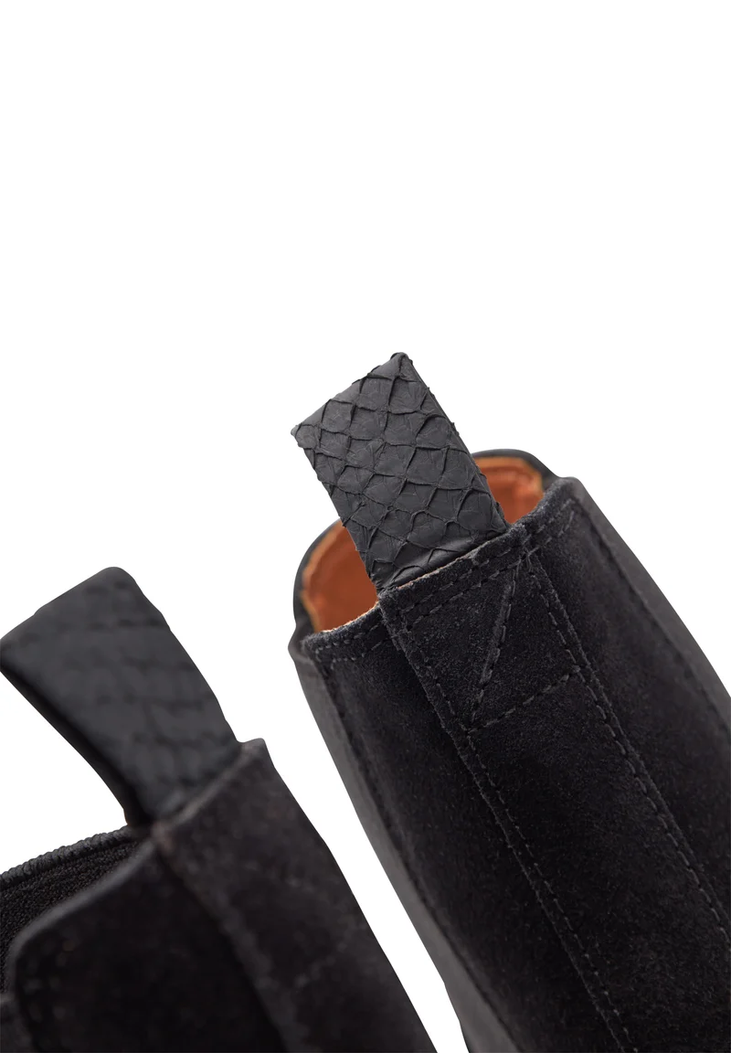 Sanna Chelsea S - Black