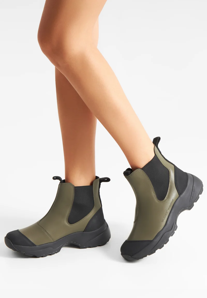 Siri Waterproof - Dark Olive/Black