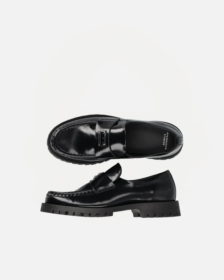 CPH848 | Brushed Leather Black