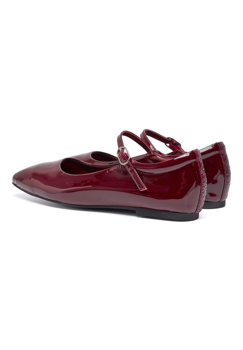 Maya Patent - Cherry