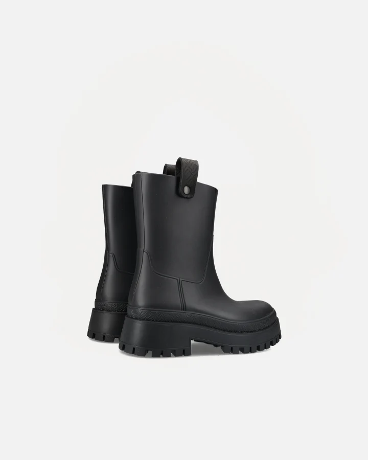 KAIAH | Black