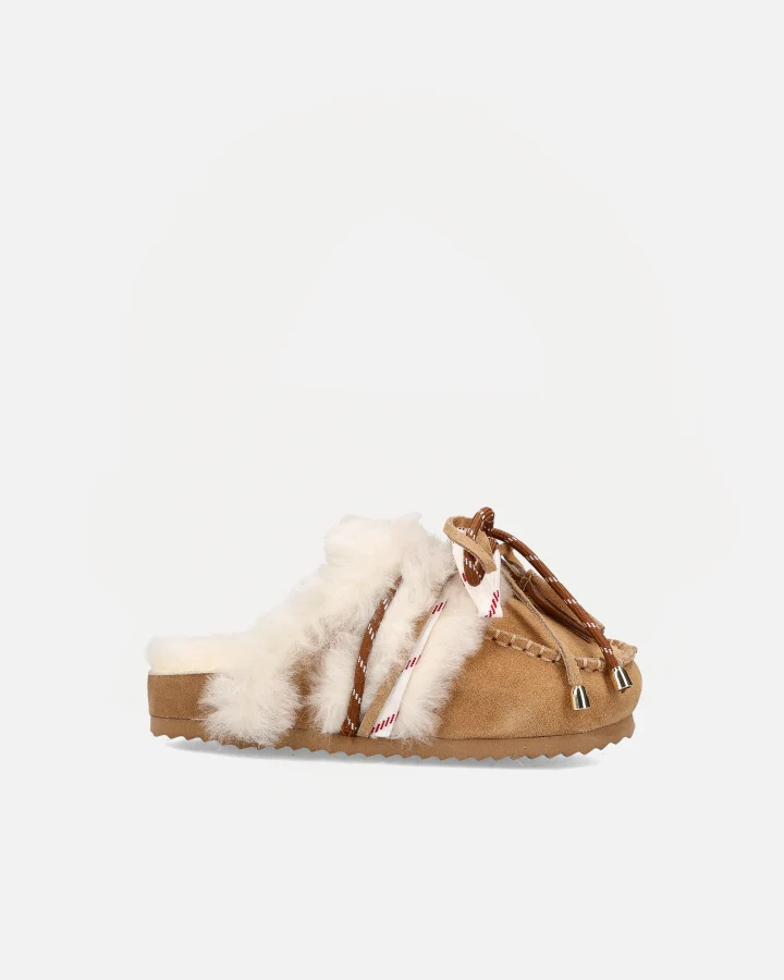 LACED UP SABOT SHEEPSKIN | Tan