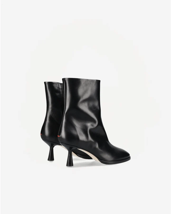 DOROTHY | Calf Leather Black