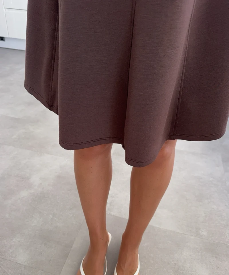 Ausgestelltes Minikleid Melua Braun