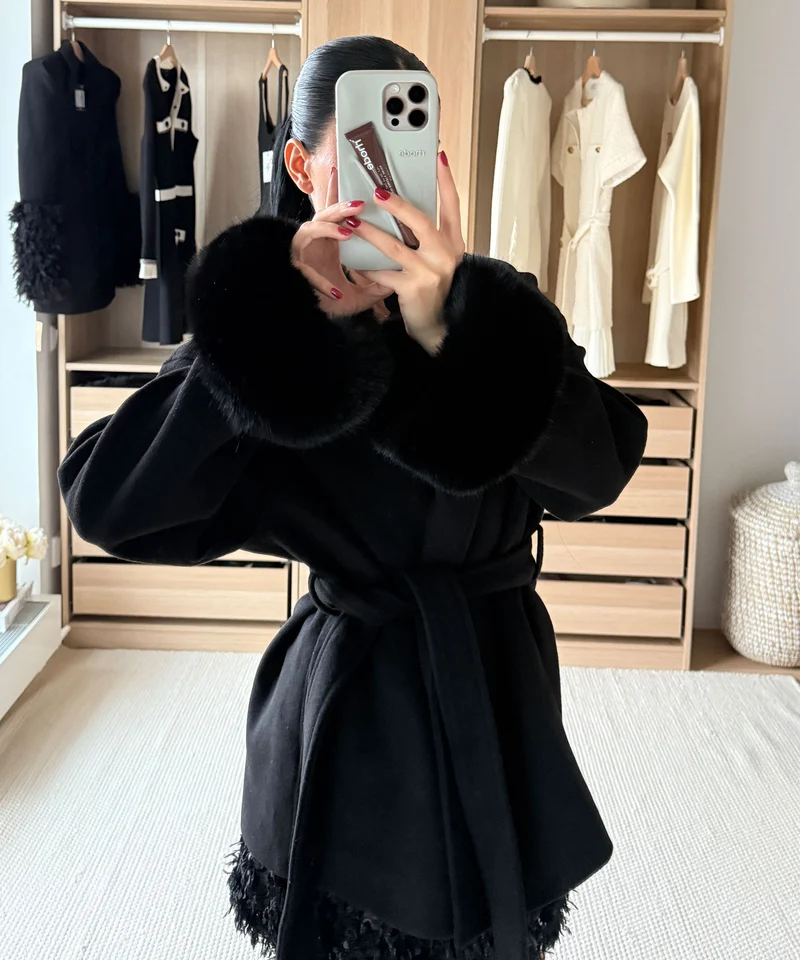 Jacke mit Felldetails Loona Schwarz