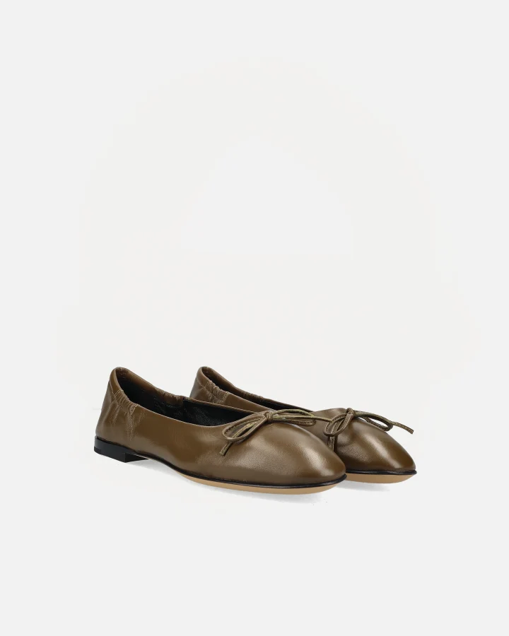 Giorgia 0450M | Glove Military