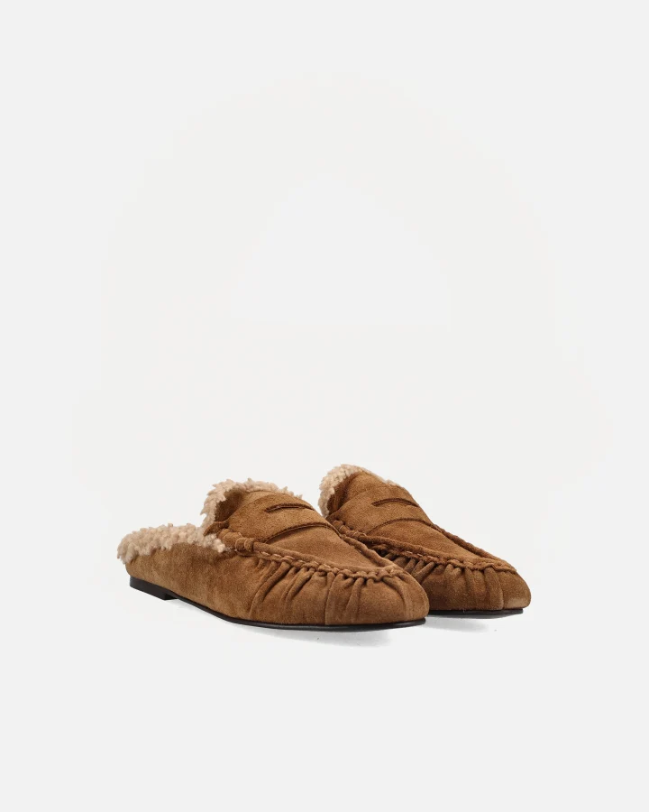 PIPER WINTER | SAND