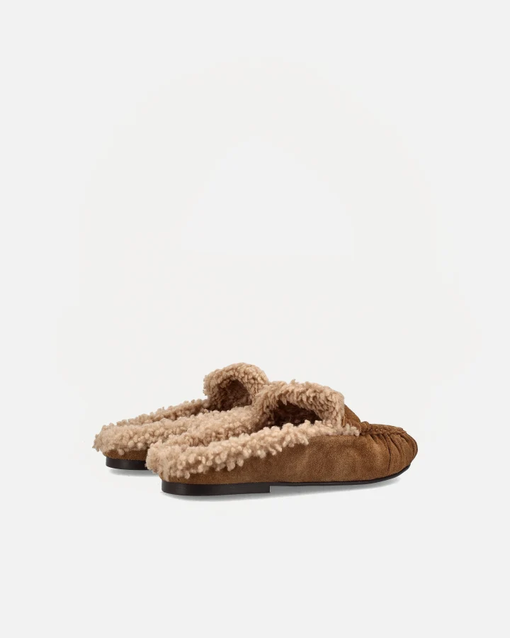 PIPER WINTER | SAND