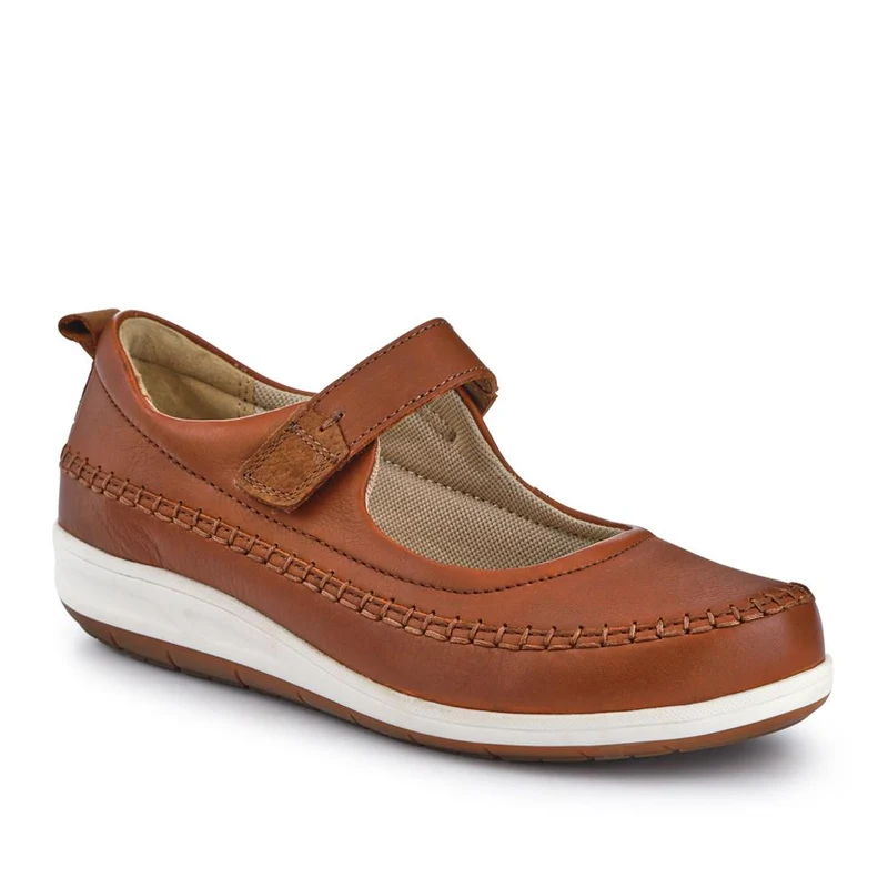 Wide-Fit Touch-Fasten Mary Janes - PARK41031 / 327 061 - Tan