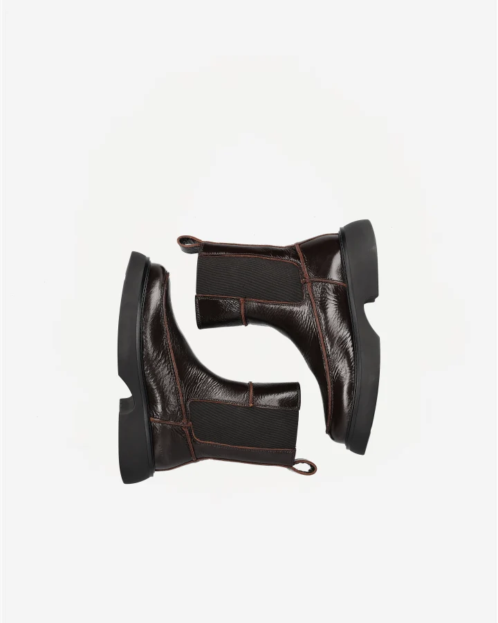 CPH759 | Patent Leather Chocolate