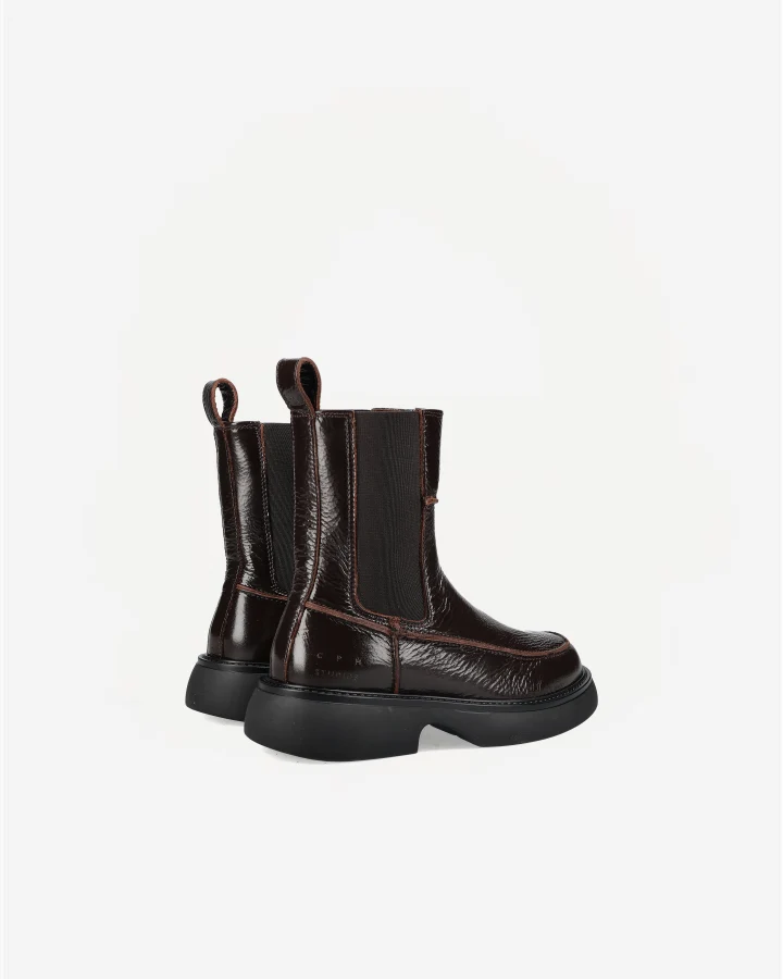 CPH759 | Patent Leather Chocolate