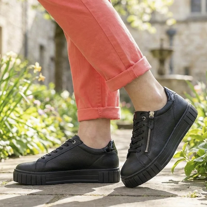 Bellissimo Wide Fit Zip & Lace Trainers - BELWBINS43024 / 328 919 - Black