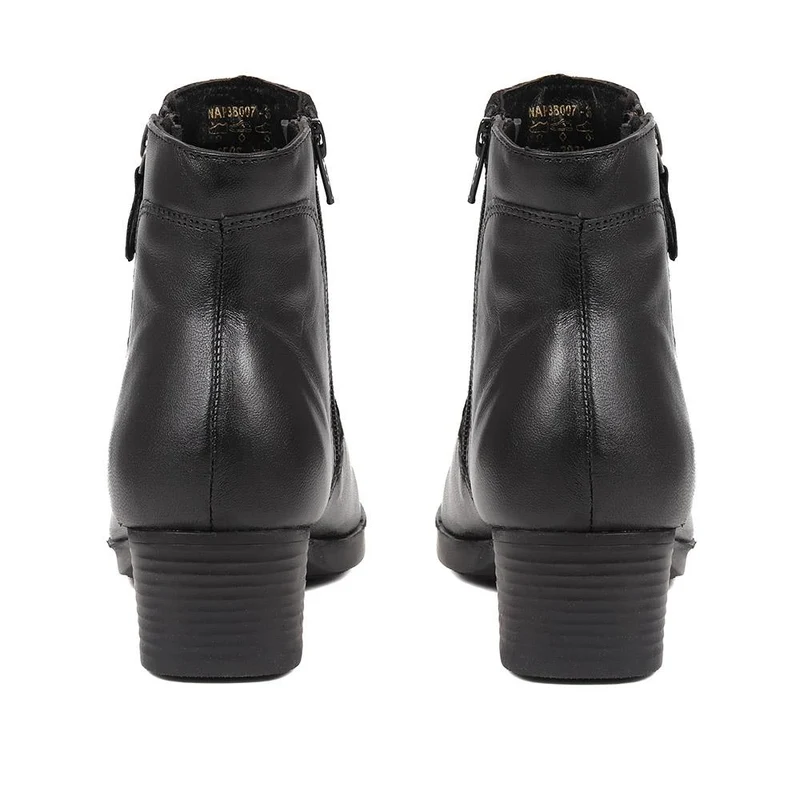 Polished Leather Heeled Ankle Boots - NAP38007 / 324 195 - Black
