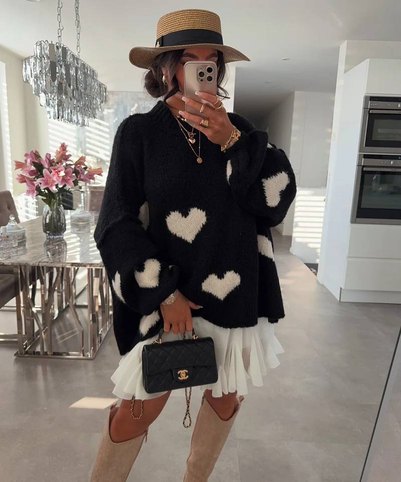 Oversize Pullover Nata Herz Schwarz Beige