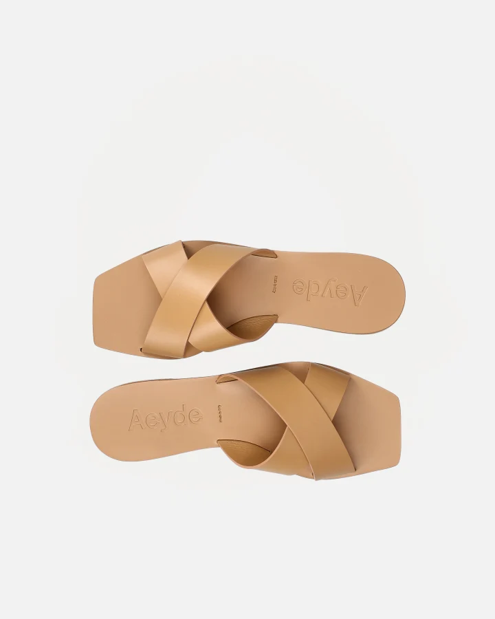 FAYE | Calf Leather Hazelnut