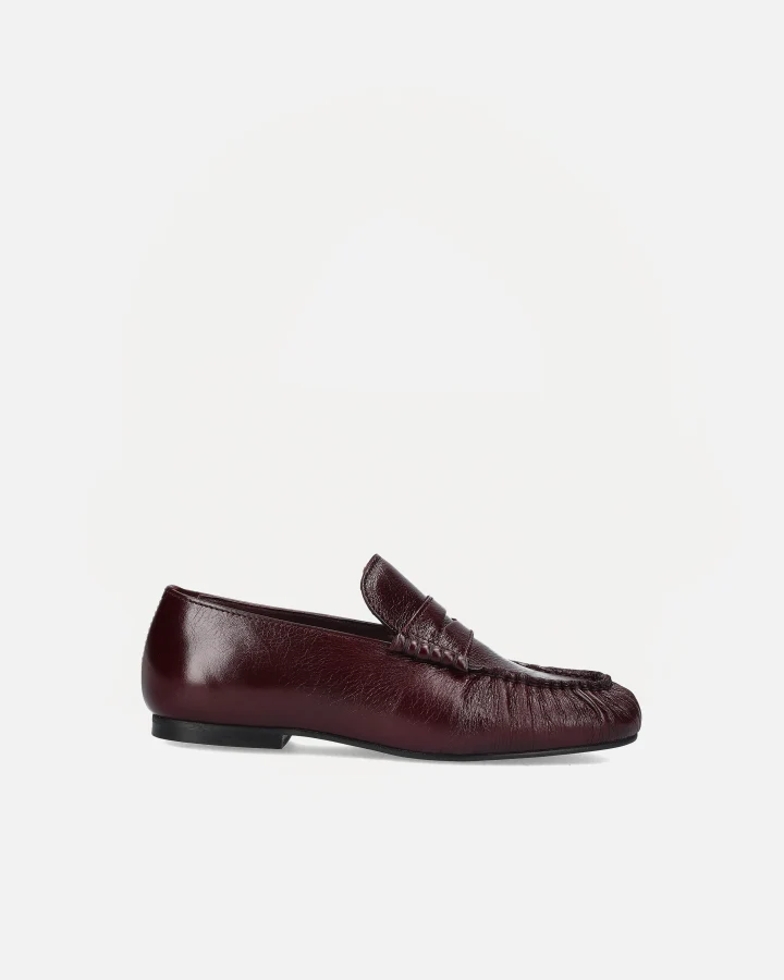AVEN | Rift Burgundy