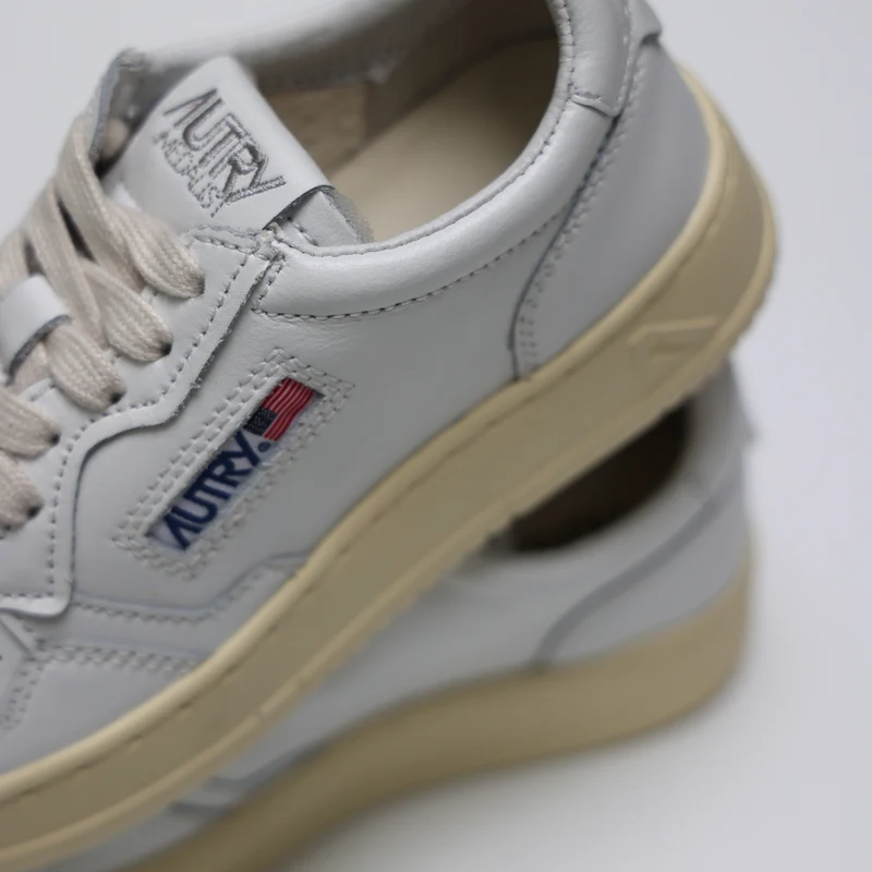 LOW SNEAKER 80s LL15 | All White