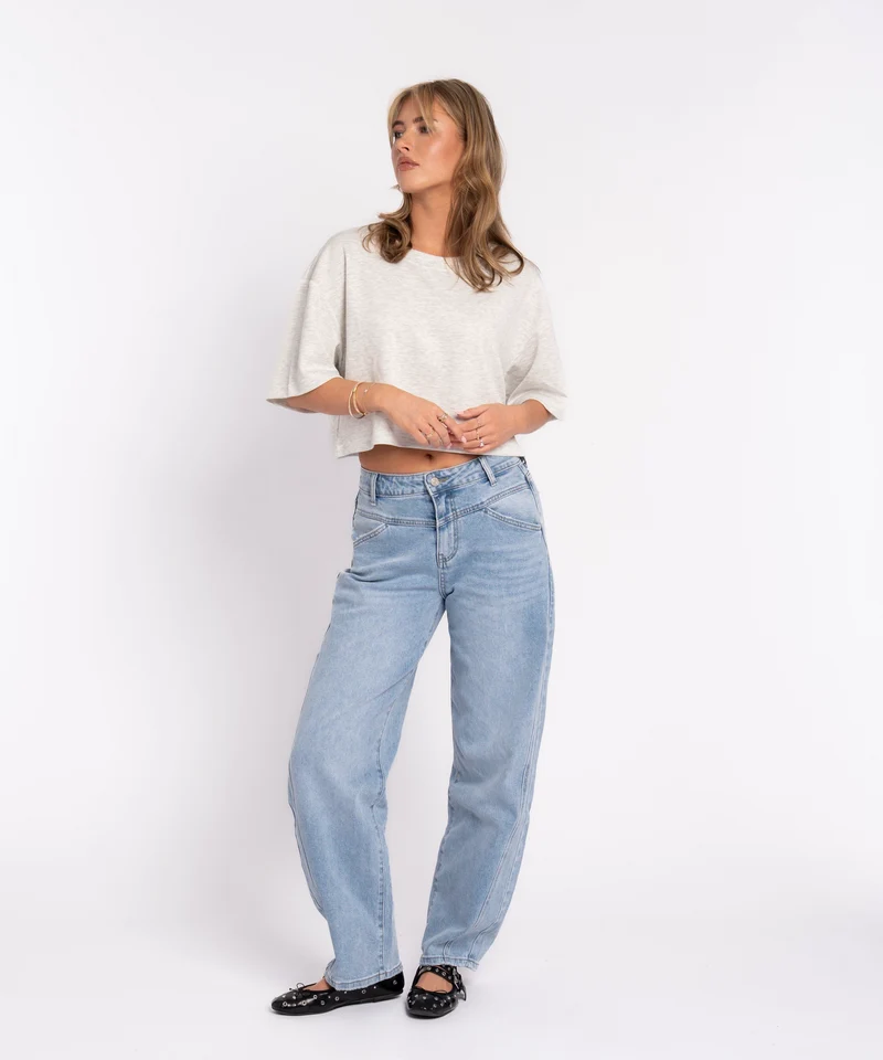 Barrel Jeans Miranda Hellblau