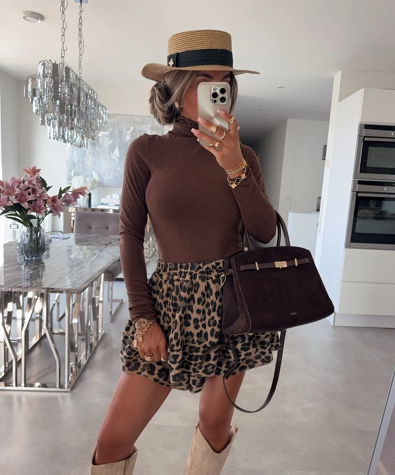 Viskose Rollkragen Pullover Elya Braun