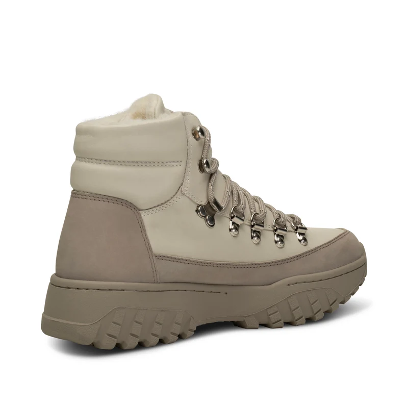 Iris Track Leather - Whisper White/Silver Lining