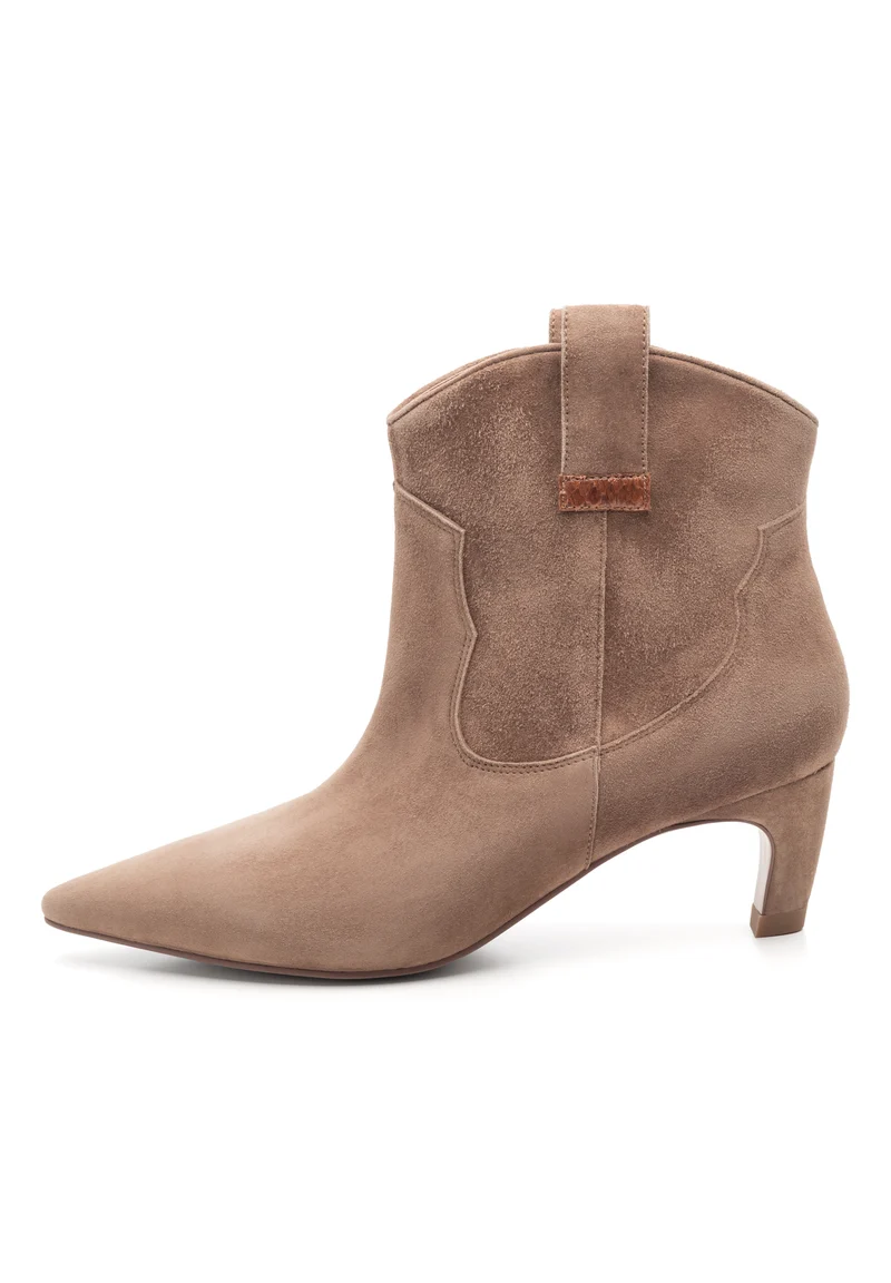 Dicte Low - Caramel
