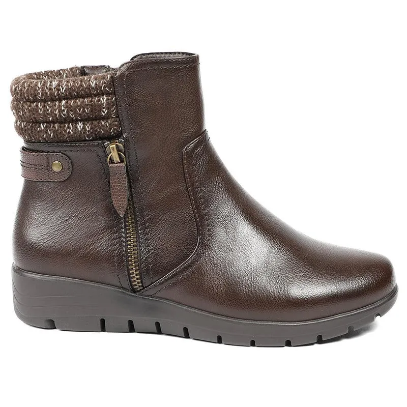Smart Knitted Cuff Wedged Ankle Boots - WK42019 / 328 378 - Chocolate