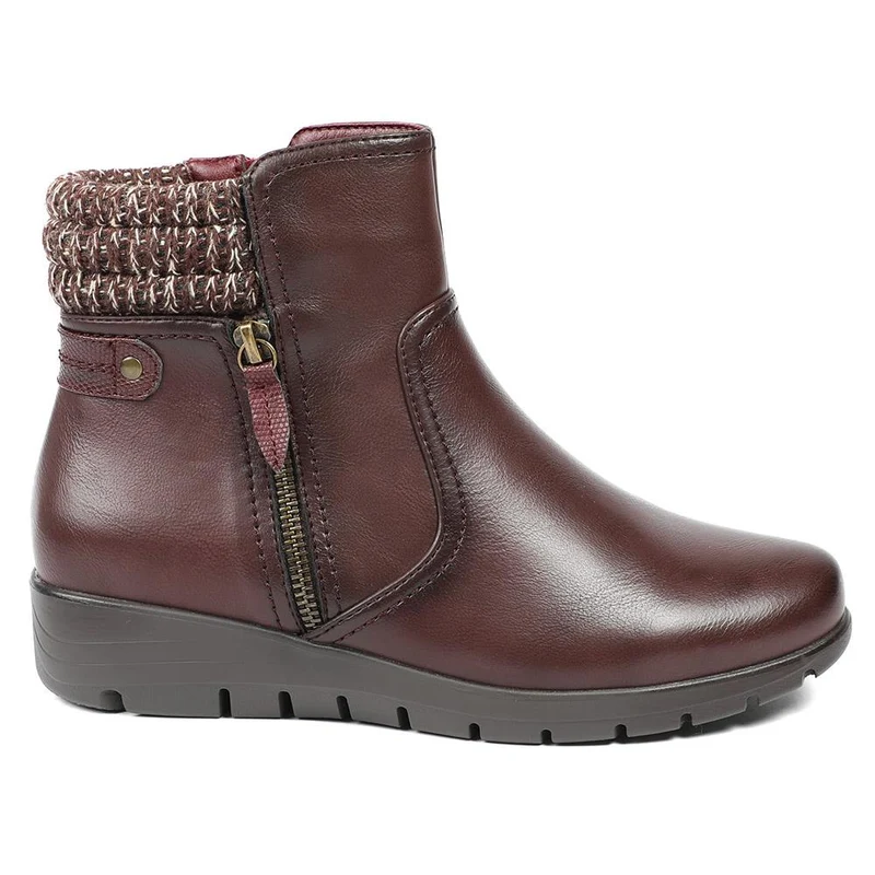 Smart Knitted Cuff Wedged Ankle Boots - WK42019 / 328 378 - Burgundy