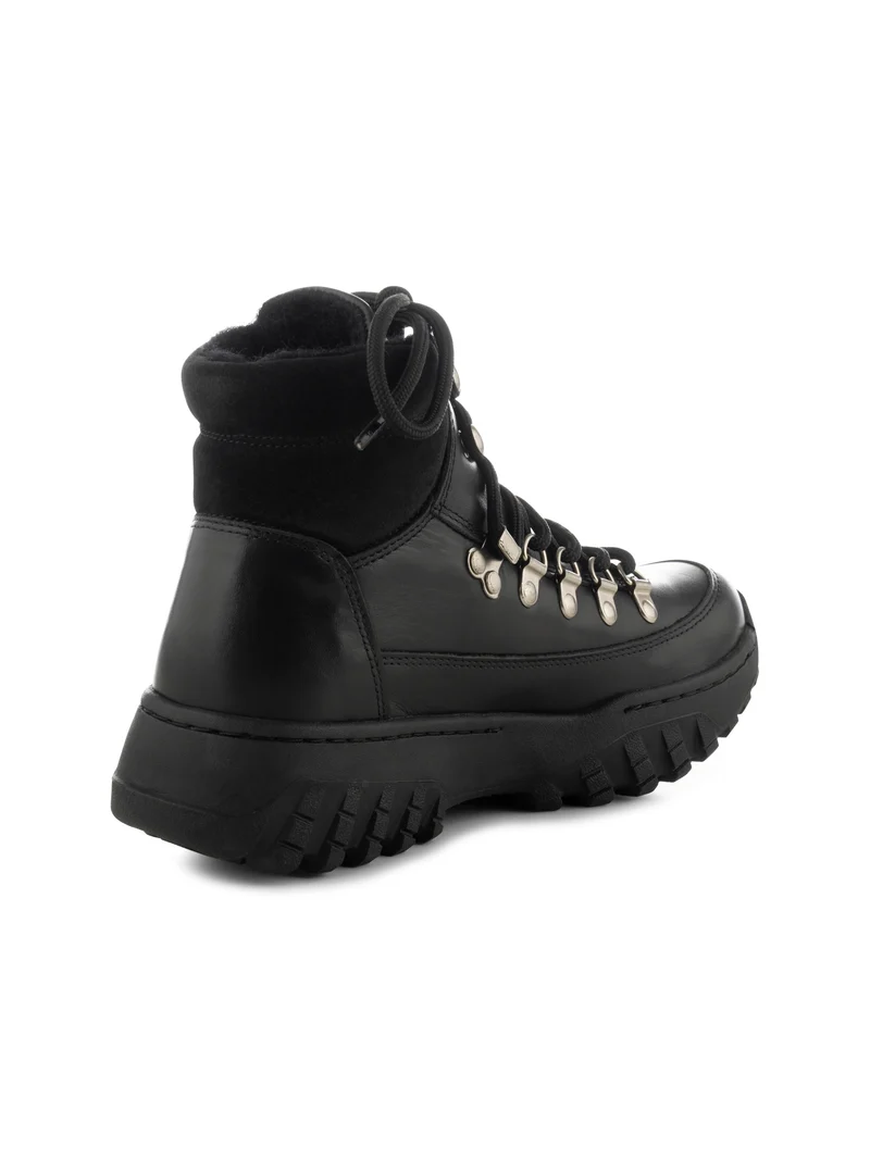Iris Track Leather - Black