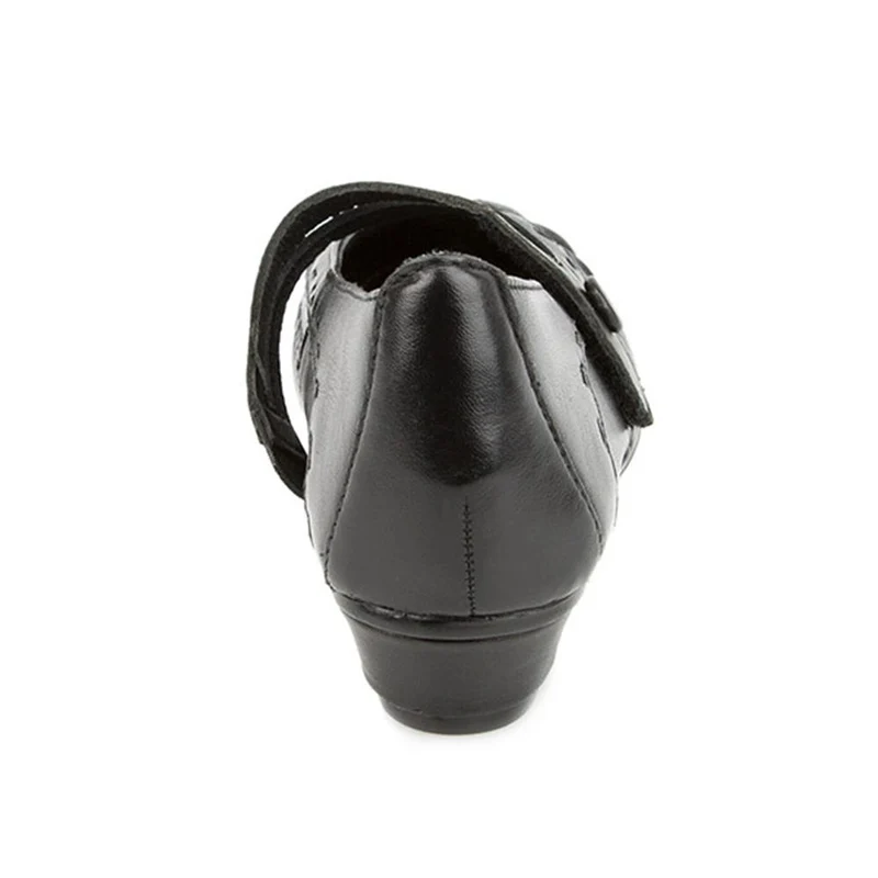 Leather Mary Jane with Stitch Detailing. - NAP1402 / 123 751 - Black