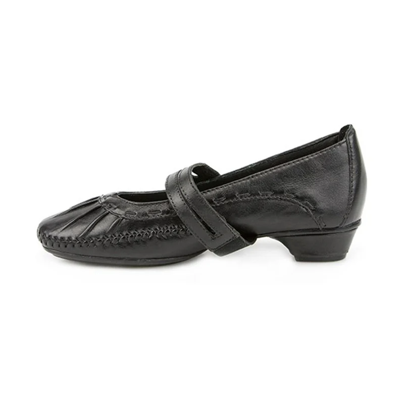 Leather Mary Jane with Stitch Detailing. - NAP1402 / 123 751 - Black